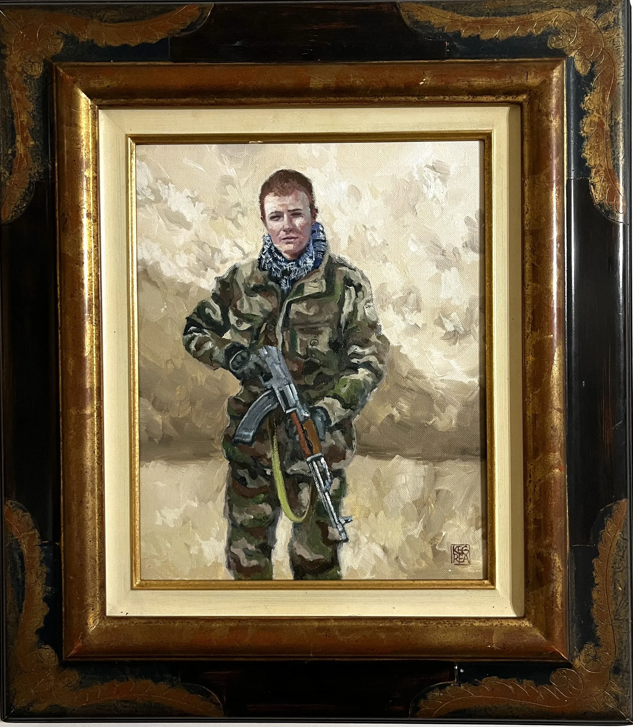 Le même portrait dans son cadre sombre et doré