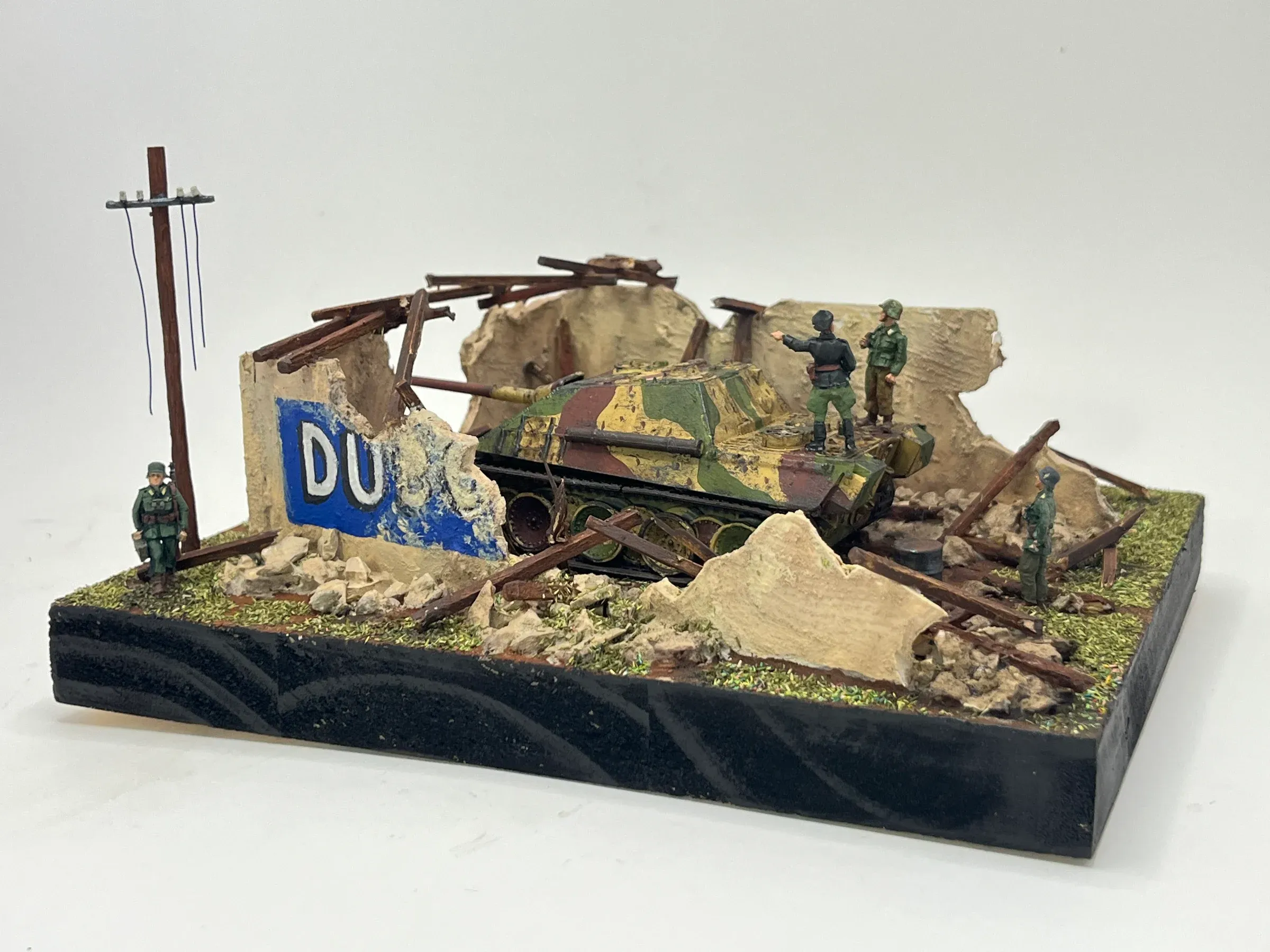 Le même diorama vu de trois quarts